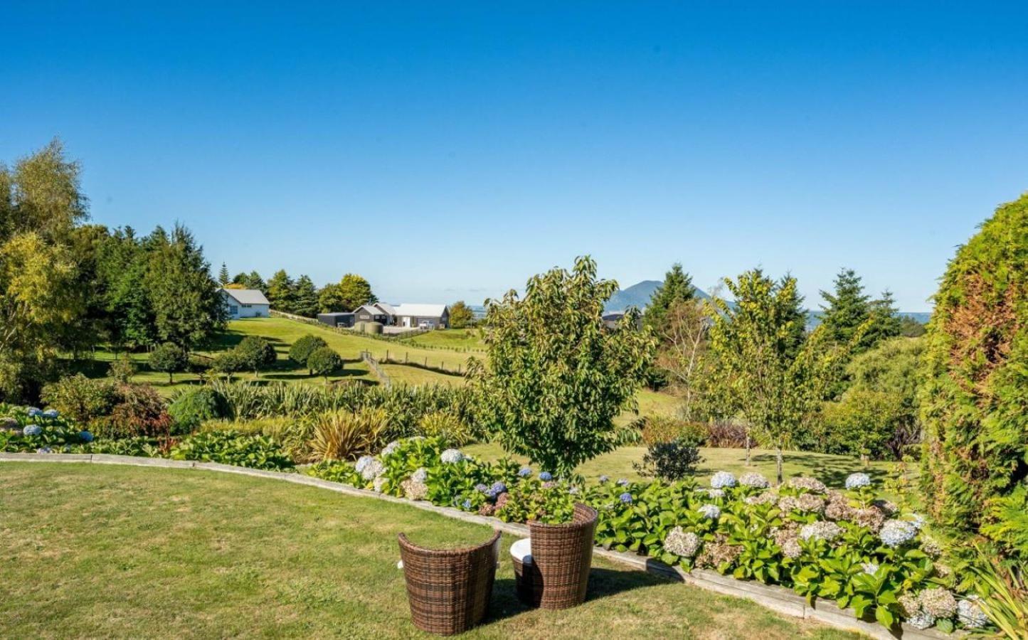 Mountviews Lodge Taupo Exteriér fotografie