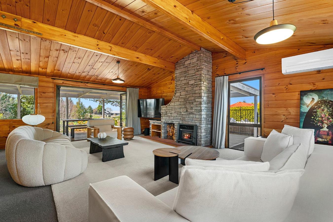 Mountviews Lodge Taupo Exteriér fotografie