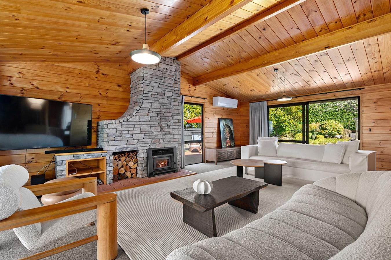 Mountviews Lodge Taupo Exteriér fotografie